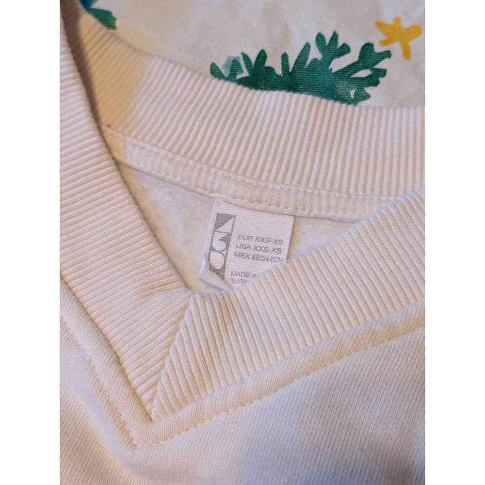 ZBD Cozy V Neck Sweatshirt Cream Cropped‎ Long Sleeve Pullover Women's XS - Picture 2 of 3